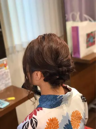 ミディアム ヘアアレンジ EMANON Ikebukuro所属・清水 大樹のヘアスタイル