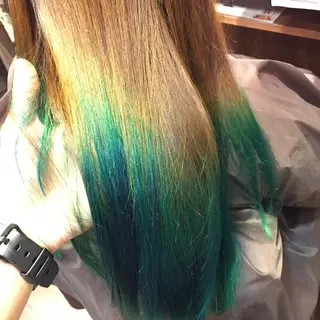 ロング カラー ヘアアレンジ BonD hairのヘアスタイル