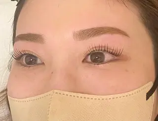 マツエク・マツパ アイブロウ ヘアー アンド フェイス Lien所属・橋口 千裕のヘアスタイル