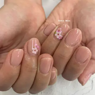 ネイル ビアンカ大宮 店長 モリサワレイラのネイルデザイン