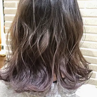 ミディアム カラー 山北 咲子のヘアスタイル