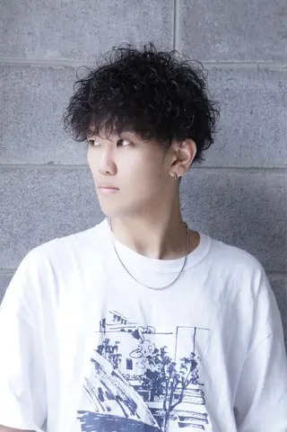 ショート パーマ メンズ HAIR AVENUE benkei 出戸店所属・メンズヘア専門 ウタカユウキのヘアスタイル