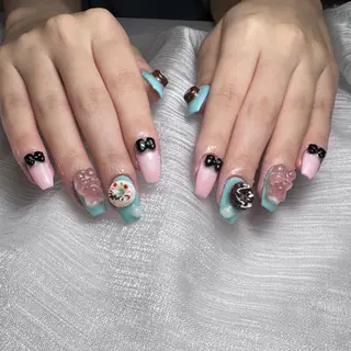 ネイル MoMoネイル所属・MOMOネイル ²のネイルデザイン