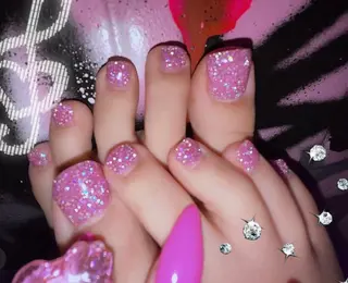 ネイル VENUS BELT kiriのネイルデザイン