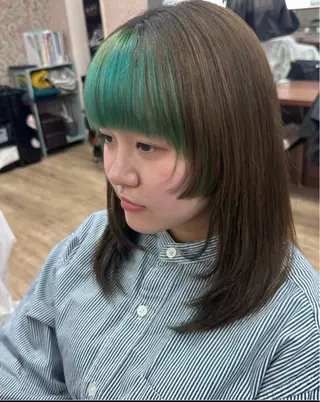 ミディアム saya kaのヘアスタイル