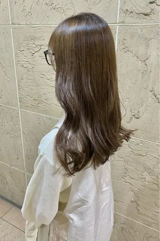 ロング 菊地 紗矢のヘアスタイル