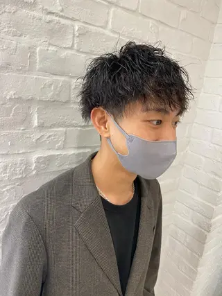 パーマ メンズ 🍀透明感抜群🍀/ ハイトーンカラーのヘアスタイル