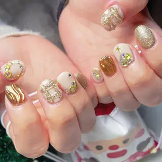 ネイル 加瀬 アンジェリーのネイルデザイン