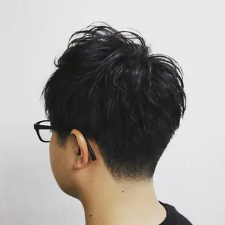 メンズ LAVIE NEW STANDARD BARBER 中野所属・KIMURA HIROTOのヘアスタイル