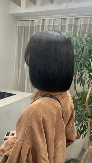 ミディアム 高山 アミのヘアスタイル
