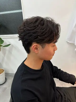 パーマ メンズ フェザーパーマ/韓国 /メンズカット保立のヘアスタイル