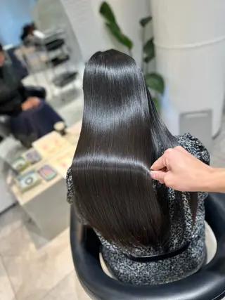 ロング 艶髪🫧‪🎀 岡由紀乃のヘアスタイル