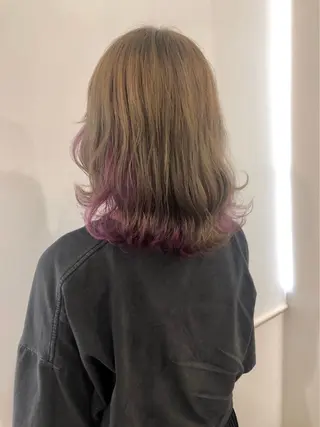 セミロング カラー GO TODAY SHAiRE SALON岡山所属・Sana/ 耳ツボ/インナーのヘアスタイル