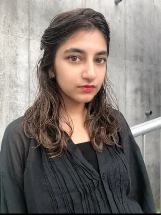 セミロング カラー suu所属・マンツーマン施術✂︎ machikaのヘアスタイル