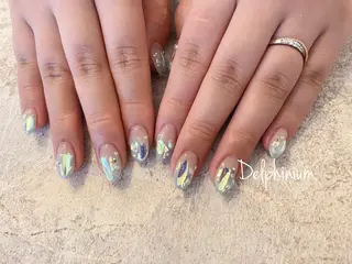 ネイル 岡本 友恵のネイルデザイン