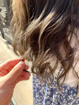 セミロング ☆髪質改善特化☆ newi梅田　コウキのヘアスタイル