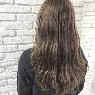 セミロング カラー 伊 杏のヘアスタイル