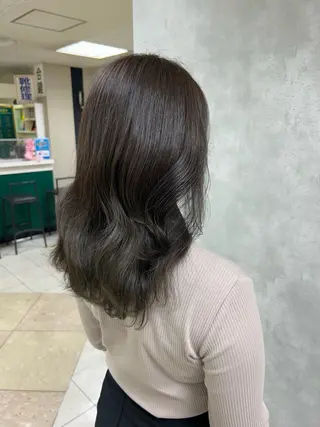 セミロング カラー 🌈半谷 千尋⛅️✨のヘアスタイル