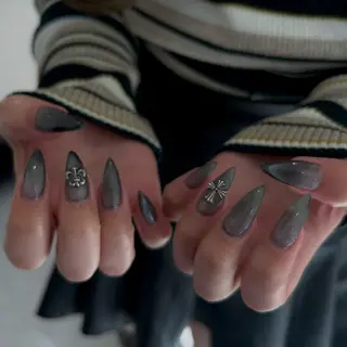 ネイル Uzuki ／ROCCOnailのネイルデザイン