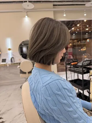 ショート 透明感艶カラー/髪質 改善/momo🎀のヘアスタイル