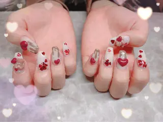 ネイル Piacere所属・Piacere 絵美のネイルデザイン