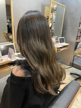 カラー 上村 颯のヘアスタイル