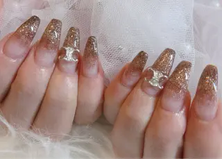 ネイル le'a-レア-【ア イ×ネイル×眉】のネイルデザイン