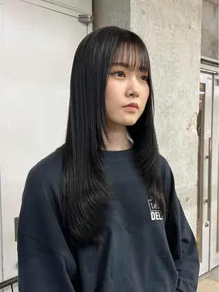 ロング era所属・azumi/ボブ/暖 色/オリーブ/縮毛のヘアスタイル