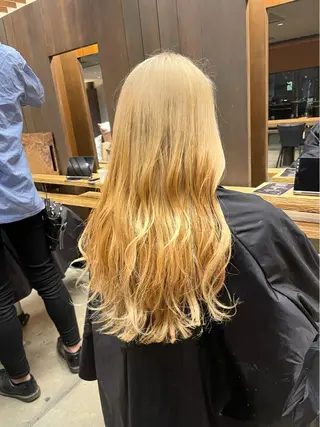 ロング カラー 栗原 瑠世のヘアスタイル