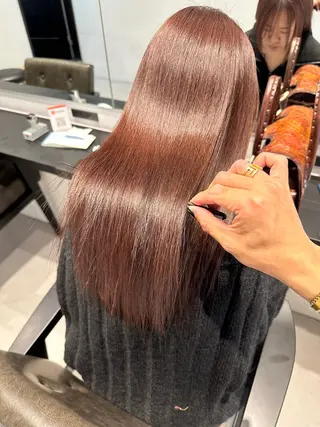 ロング SALOWIN心斎橋Suite店所属・ブリーチ毛にもできる 縮毛矯正|鷹司郎のヘアスタイル