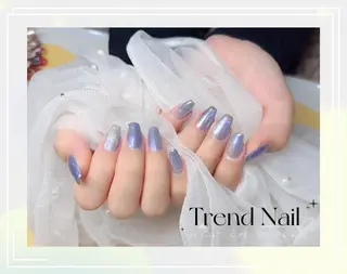 ミディアム トレンド ネイル スタジオのネイルデザイン