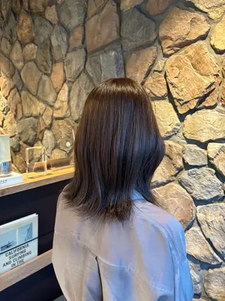 ミディアム 小玉 唯依のヘアスタイル