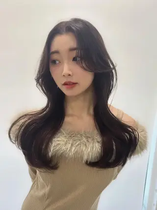 ミディアム 冬のトレンドヘア❄️ THEATER❄️のヘアスタイル