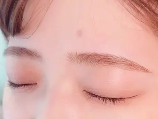 アイブロウ eyelash Rebell Bee所属・目元撮影モデル 募集中のマツエク・マツパデザイン