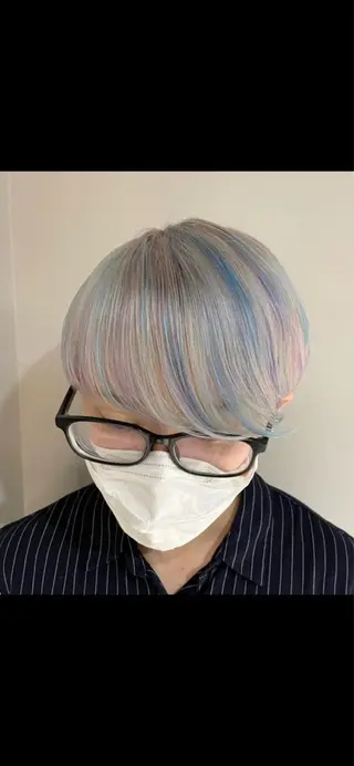 ショート ブリーチ👩🦳/ ✂︎MANAMIのヘアスタイル