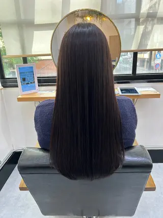 ロング カラー CARICIA 白木 由里加のヘアスタイル