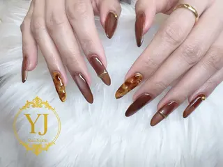 ネイル YJ Nail Salon所属・YJ Nail Yumiのネイルデザイン