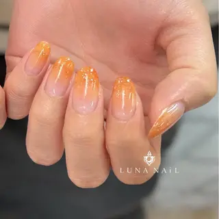 ネイル アトリエ　ミモザ所属・いまむら あかりのネイルデザイン