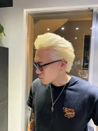 ショート 山影✨バレイヤージュ ハイライト✨メンズ◎のヘアスタイル