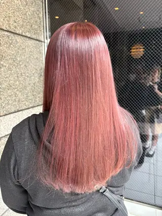 セミロング カラー 龍 小都乃のヘアスタイル