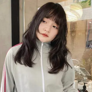 セミロング カラー honoka ikegamiのヘアスタイル