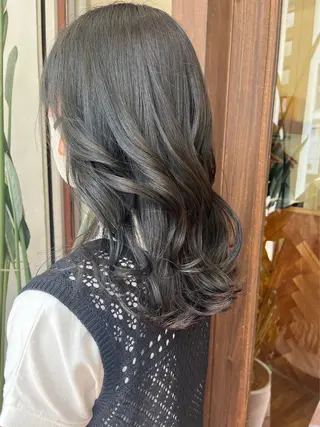 ミディアム カラー オタクアイリスト 🎀🪞山﨑愛菜のマツエク・マツパデザイン