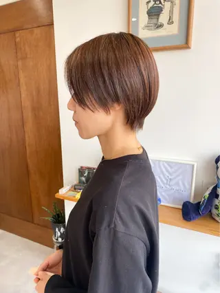 ショート it.所属・it. Arisaのヘアスタイル