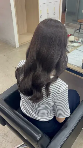 ロング カラー 🪽髪質改善ストレー ト🤍美羽🤍のヘアスタイル