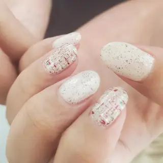 ネイル MOM  原宿店所属・MoM マムネイル原宿のネイルデザイン