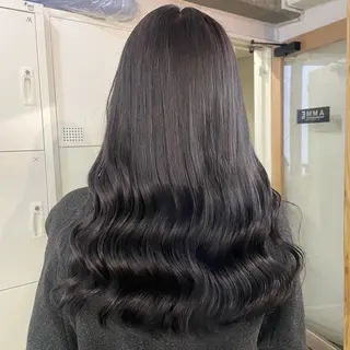 セミロング カラー ふかたさや🫧 艶感✖️透明感カラーのヘアスタイル
