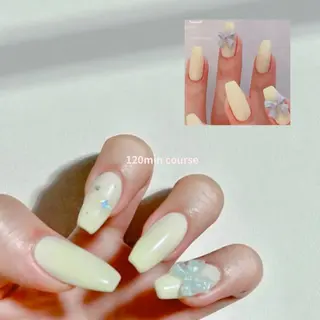 ネイル nail salon　Natural Cure所属・平井 彩香のネイルデザイン