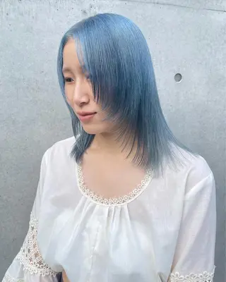 カラー 佐伯 和佳のヘアスタイル
