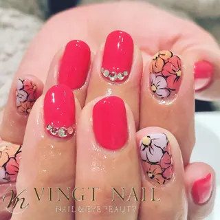 ネイル 山藤 萌永のネイルデザイン