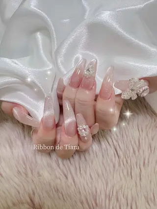 ネイル Ribbon de Tiara MAKIのネイルデザイン